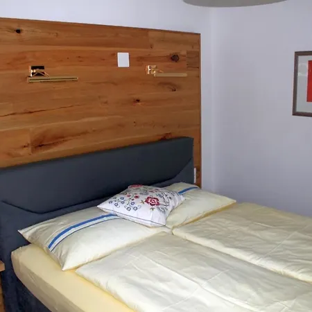 Eveline Apartment *