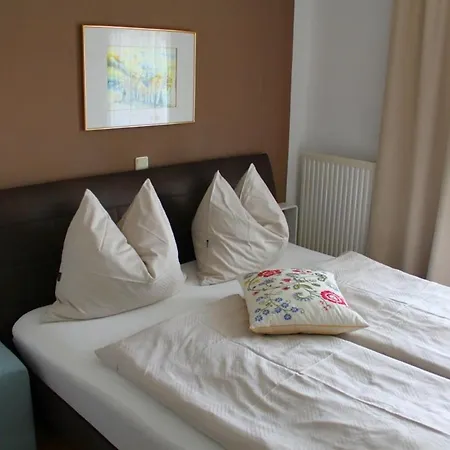 Eveline * Velden am Wörthersee